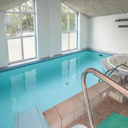 Four-bedroom Holiday In Ferienhaus